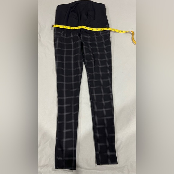Black /white maternity pants! Super cute! - Picture 2 of 8